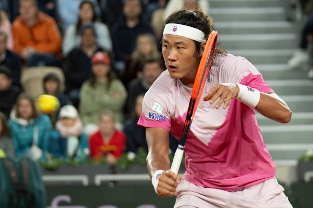 澳门新葡京娱乐城-法网连续两年输给前亚军 张之臻今年红土依然“红”